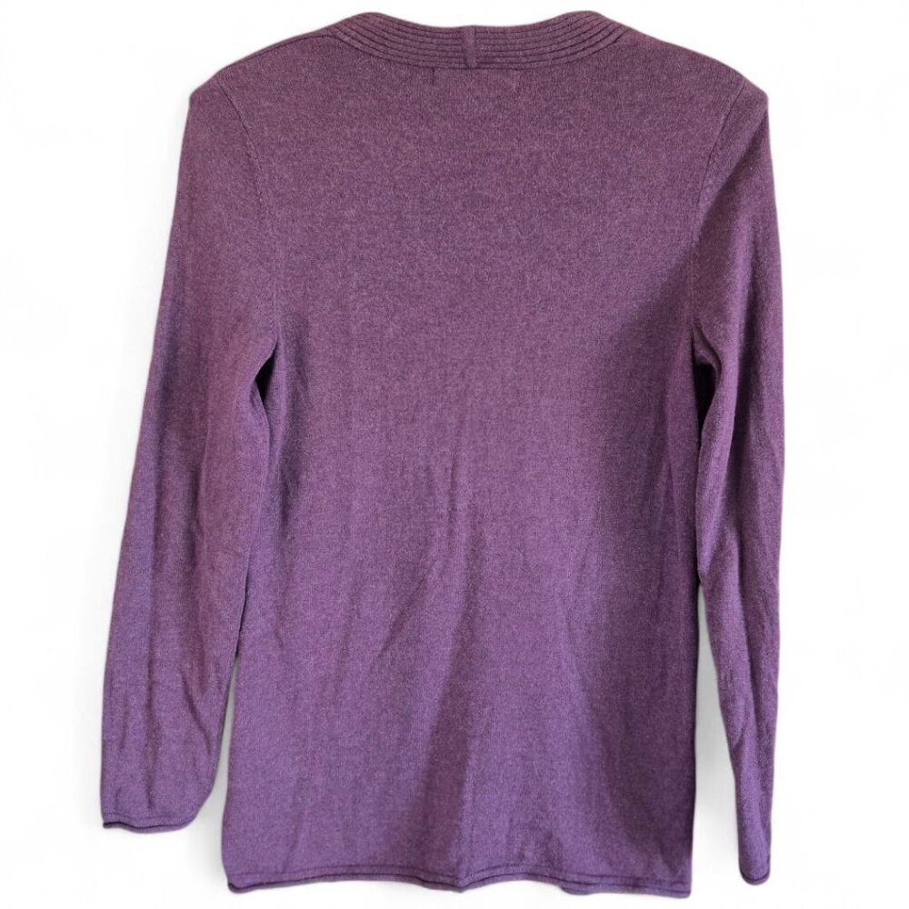 Eddie Bauer Womens V-Neck Plum Sweater Size Medium Long Sleeve Vneck - Picture 4 of 6
